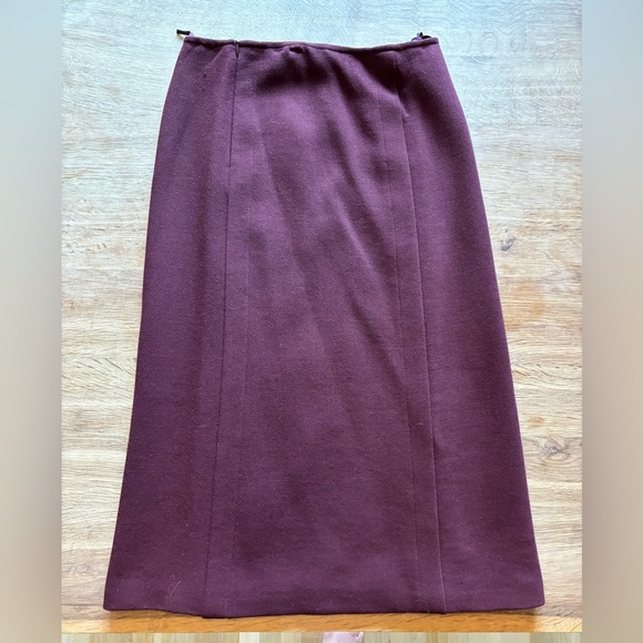 Prada Bordeaux Virgin Wool Skirt —size 42 - Picture 2 of 5